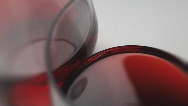 Vitis vinifera, the basis of red wine Benefits of red vine for circulation